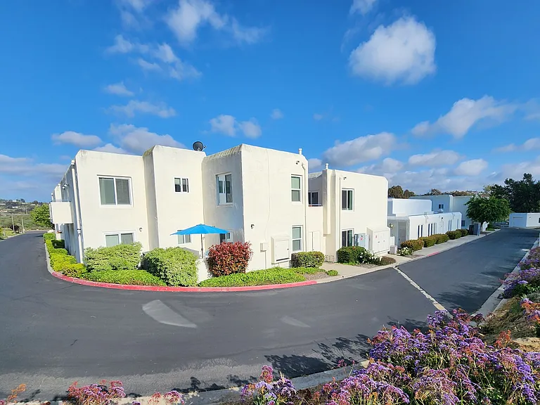 Cardiff By The Sea Senior Apartments — Photo 11