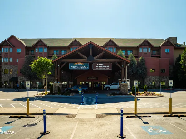 1425 Old Knoxville Hwy #13071-73-75, Sevierville, TN 37876