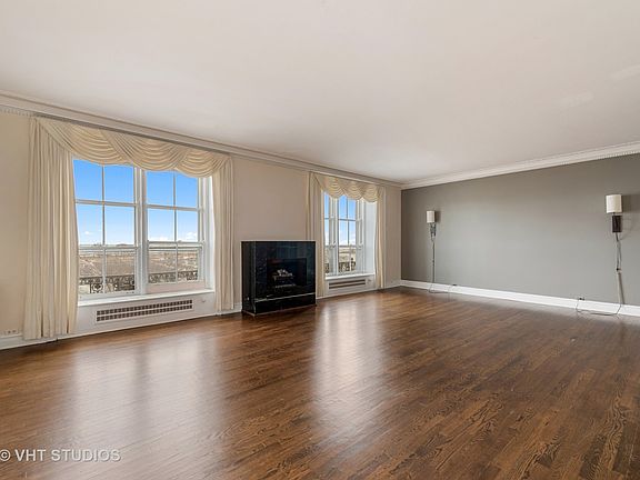 5th image of 3400 N Lake Shore Dr