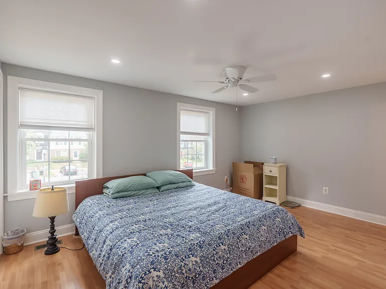 5776 Yellowrose Ct — Photo 13