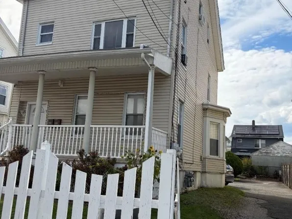 888 E 28Th St, Paterson City, NJ 07513