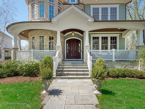3rd image of 108 Blackstone Ave