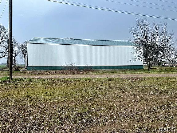 3rd image of 5731 W 408th Rd