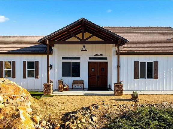 2nd image of 39472 Vista Del Bosque