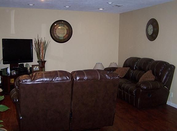 2nd image of 3404 County Road 305