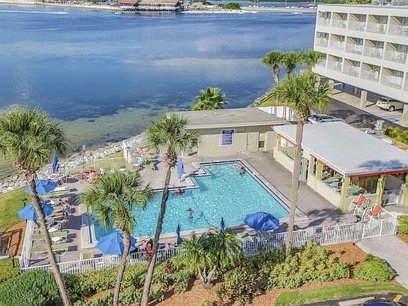 3rd image of 2506 N Rocky Point Dr #362
