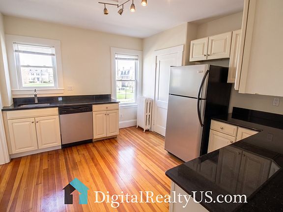5th image of 187 Trapelo Rd #1
