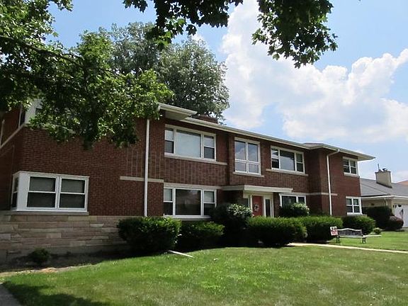 2nd image of 1521 Balmoral Ave APT 2S