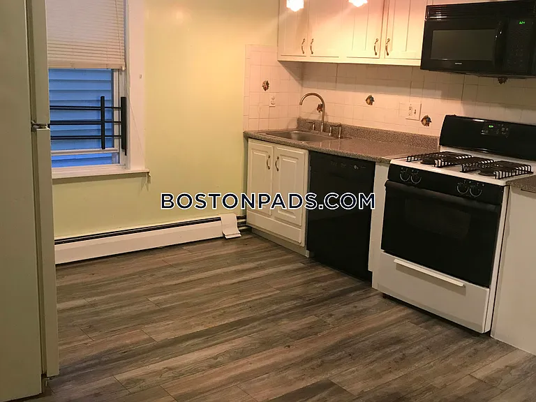 89 Minden St #3 — Photo 2