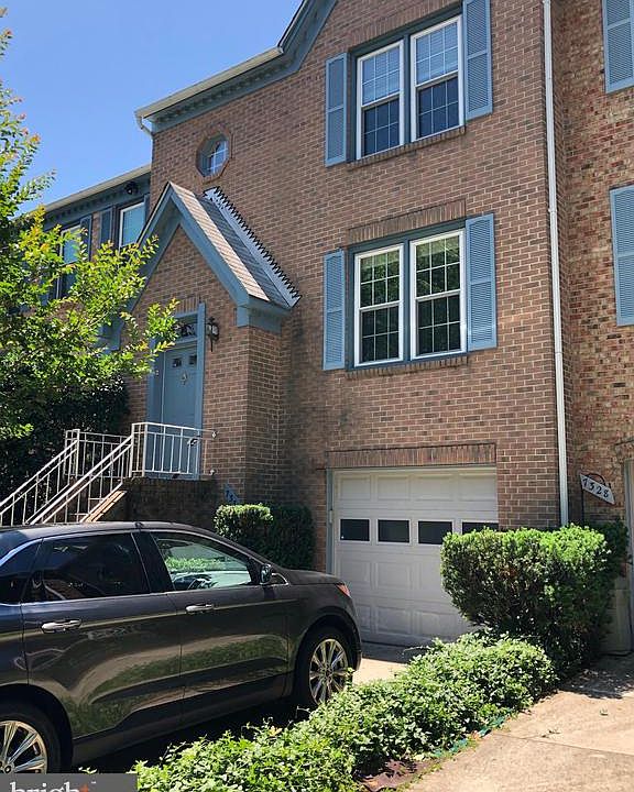 1st image of 7330 Mallory Ln