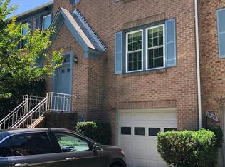 7330 Mallory Ln, Alexandria, VA 22315
