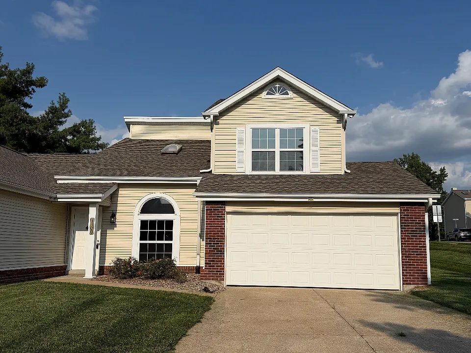 1300 Forest Creek Dr