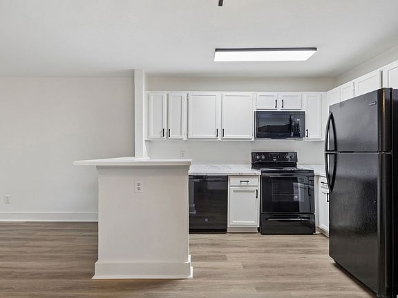 3rd image of 6108 Abrams Rd #410