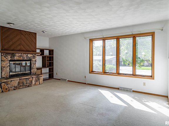 3rd image of 523 48th Ave