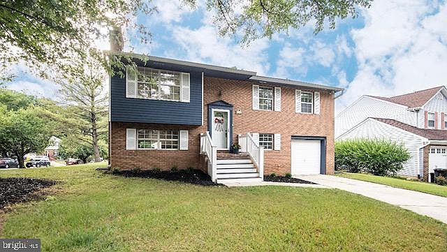 1st image of 1240 Viking Dr N