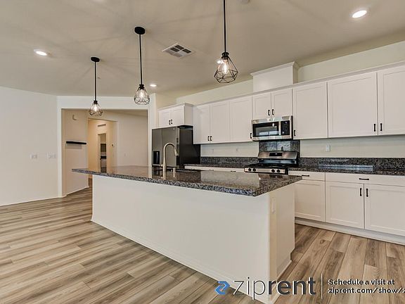 5th image of 32147 Prairie Crossing Dr