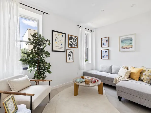 1511 Pacific St #2, Brooklyn, NY 11213