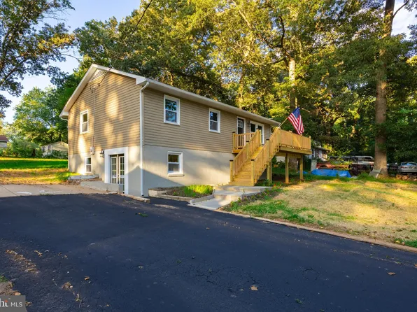 19 Hickory Ln, Stafford, VA 22556