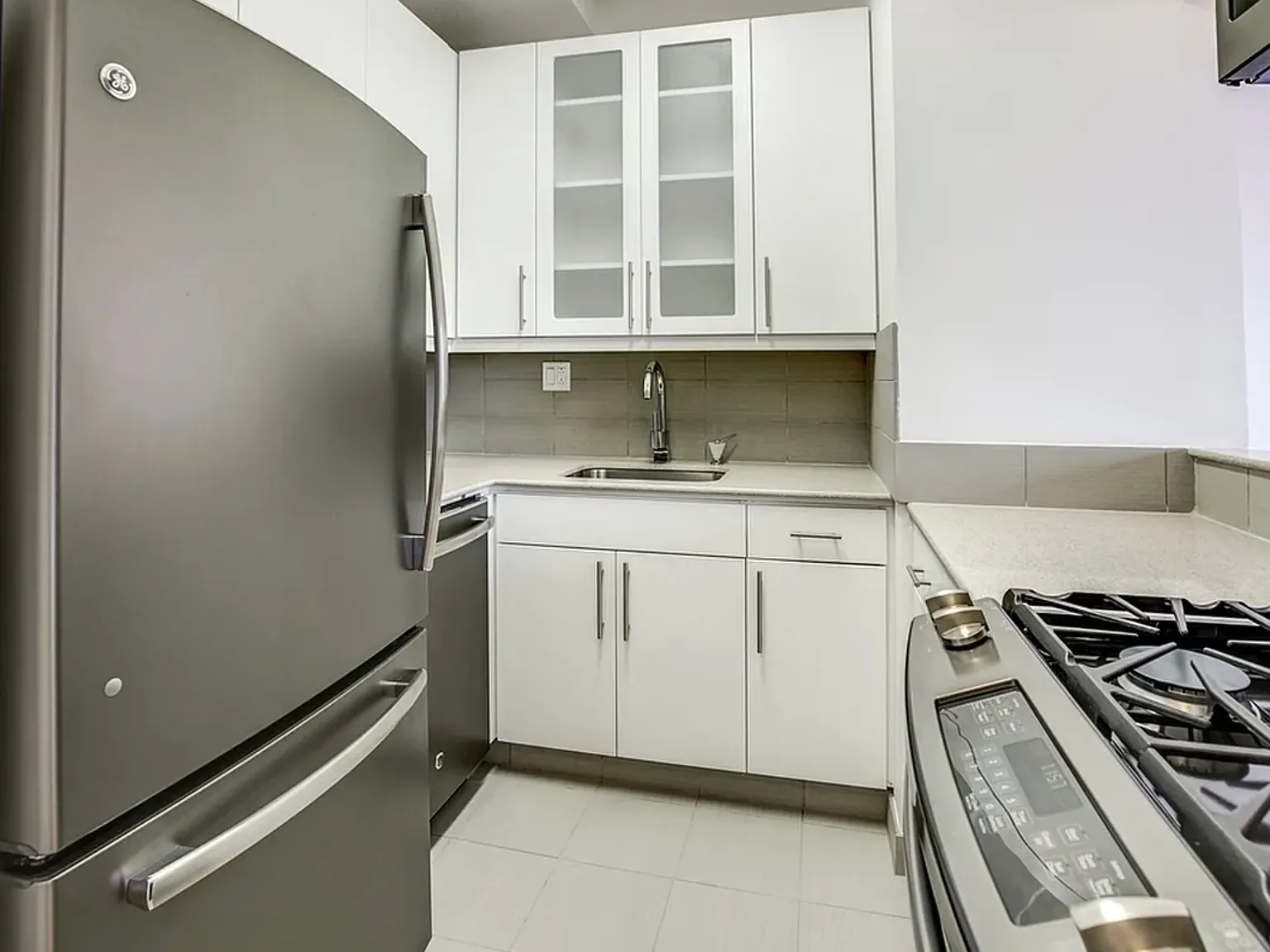 218 East 29th Street — Photo 4
