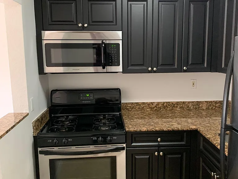 14500 SW 88th Ave #217 — Photo 6