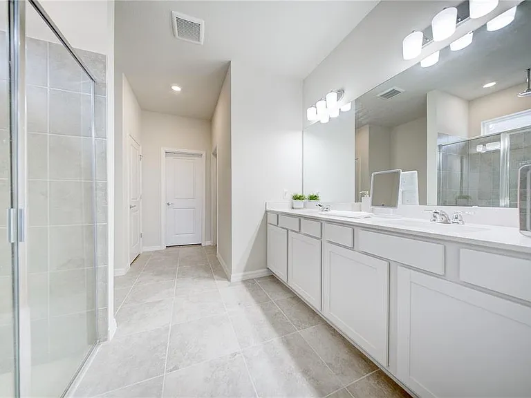 3130 Norcott Dr — Photo 12