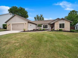 6125 Shadow Ridge Pl, Fort Wayne, IN 46804