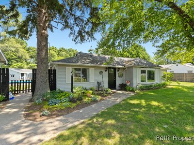 1831 Lincoln Rd, Allegan, MI, 49010