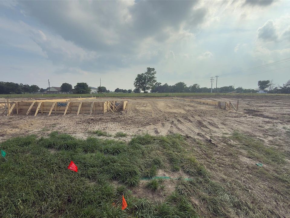 1st image of 10604 Knox Landing Dr