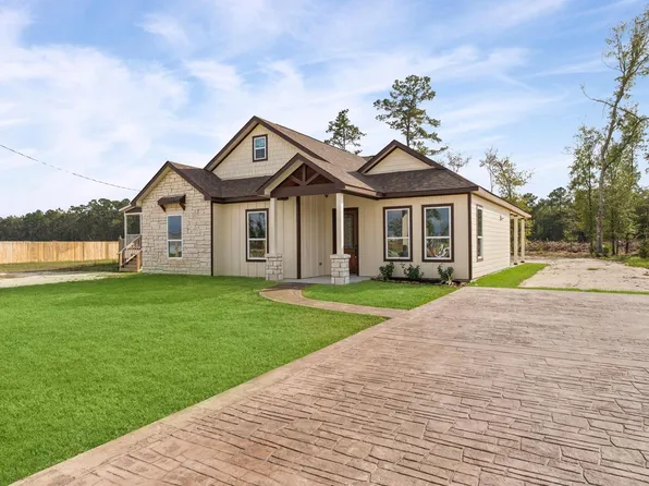 1046 Gazing Pine St, Huffman, TX 77336