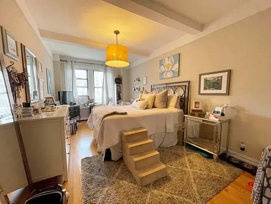 Rented by Rita S Citrin, LREB | media 29