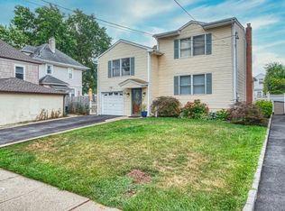 9 Laura Ave, Nutley, NJ 07110