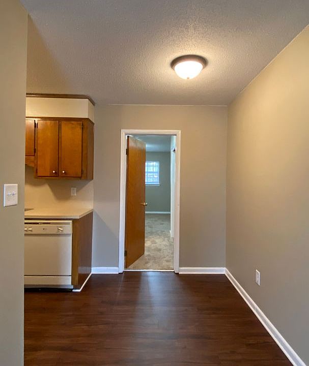 Club View Apartments - 8917 Roebuck Blvd Birmingham AL | Zillow