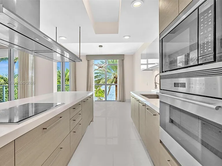 17301 Biscayne Blvd #210 — Photo 6