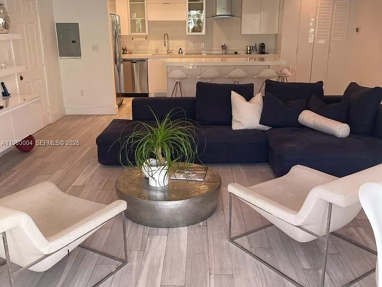 260 Sunrise Dr #H — Photo 13