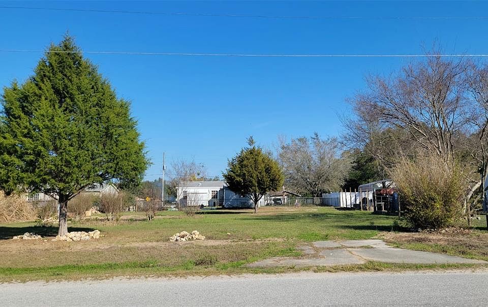 1st image of 6305 SE 140th Pl #20