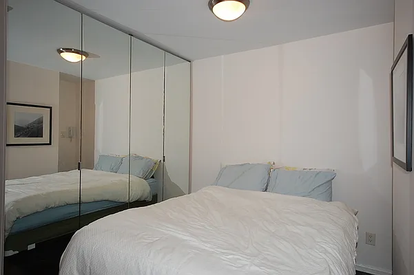 Rented by Green Line Realty | media 8