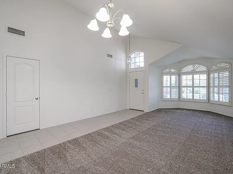 9833 W Yukon Dr — Photo 2