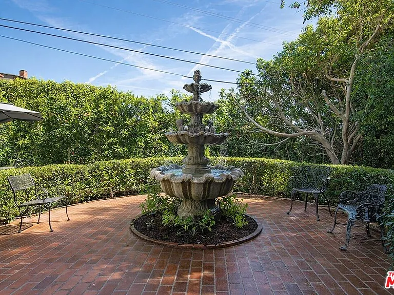 8298 Presson Pl — Photo 15