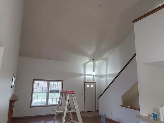 4th image of 5303 Bannon Crossings Dr