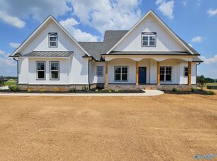 20764 Holt Rd, Athens, AL 35613