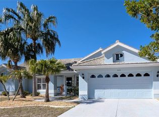 2004 Berry Roberts Dr, Sun City Center, FL 33573