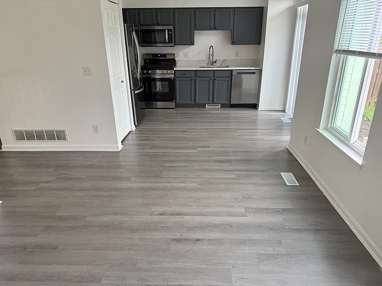 21423 Frost Ct — Photo 10