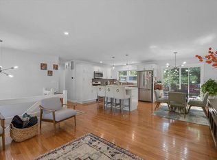 2417 Maplewood Dr, Champaign, IL 61821