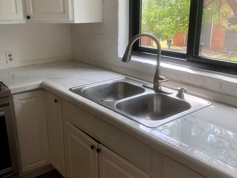430 Mapleton Ave — Photo 45