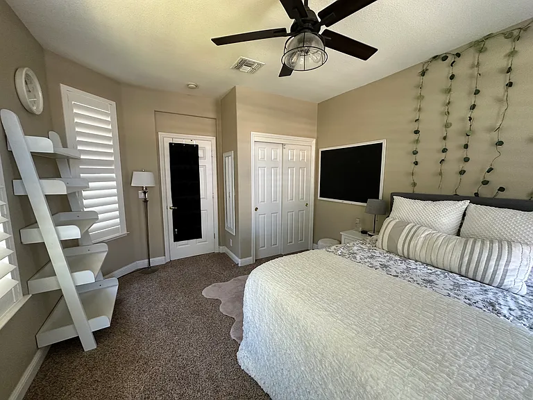 1075 Gamay Dr — Photo 18