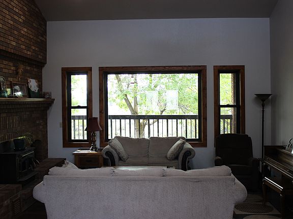 5th image of 113 Fox Run Rd