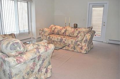 3rd image of 229 Clarken Dr