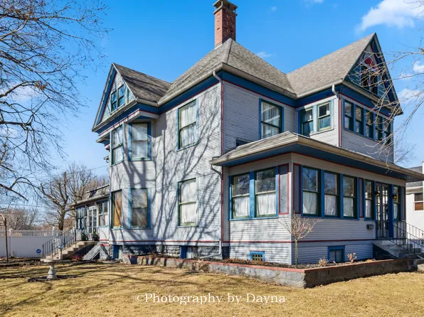 203 N Maple St, Momence, IL 60954