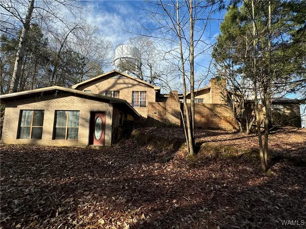316 8th St SW, Fayette, AL 35555