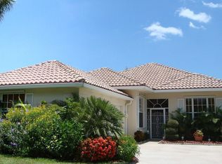 305 Kelsey Park Cir, Palm Beach Gardens, FL 33410
